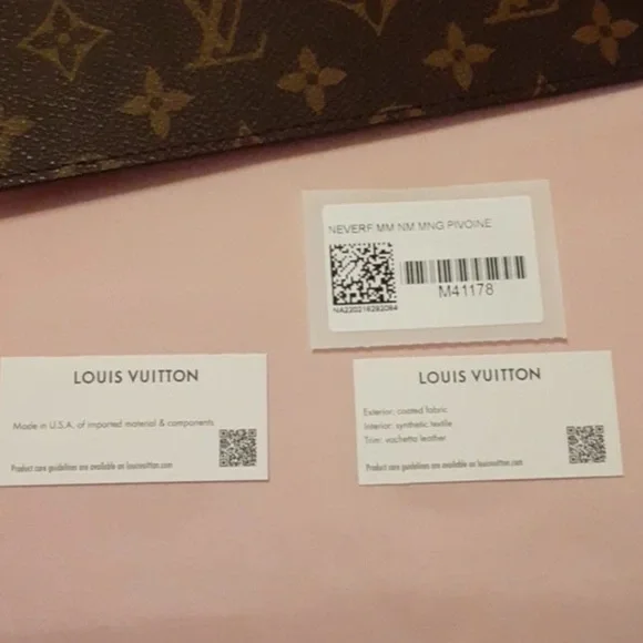 Louis Vuitton Neverfull MM Clutch (Discontinued/ unavailable Pink Lining) - Picture 7 of 7